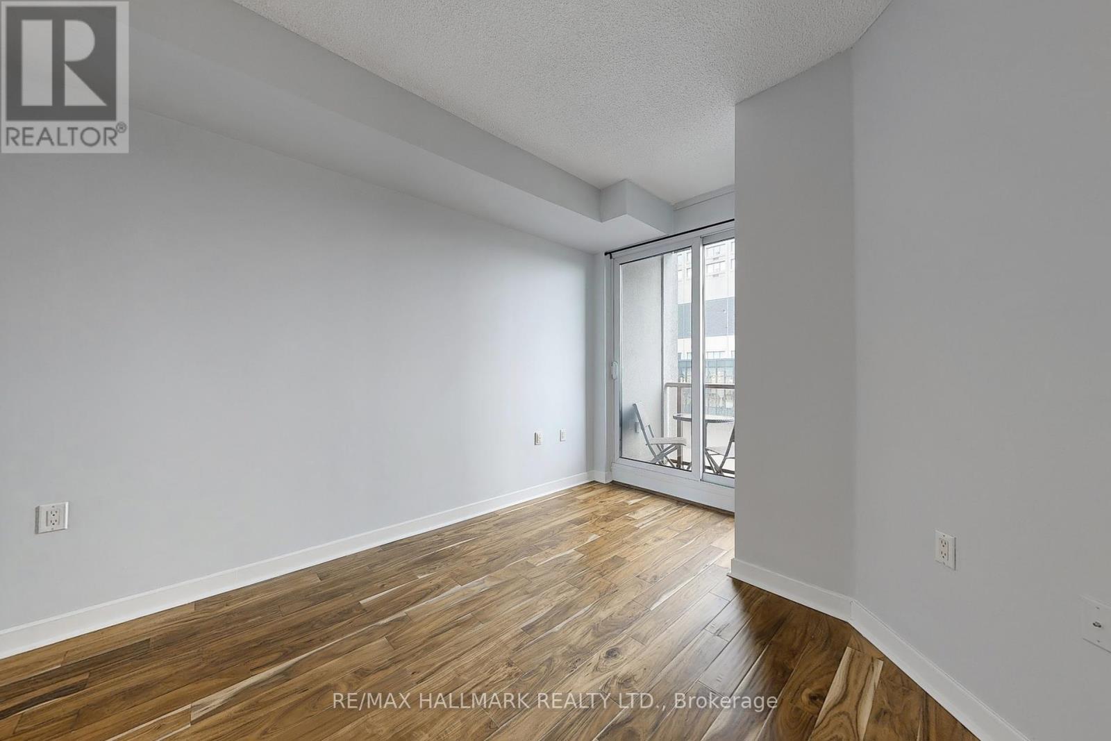 Photo 23 of 1403 85 Bloor Street E, Toronto ON