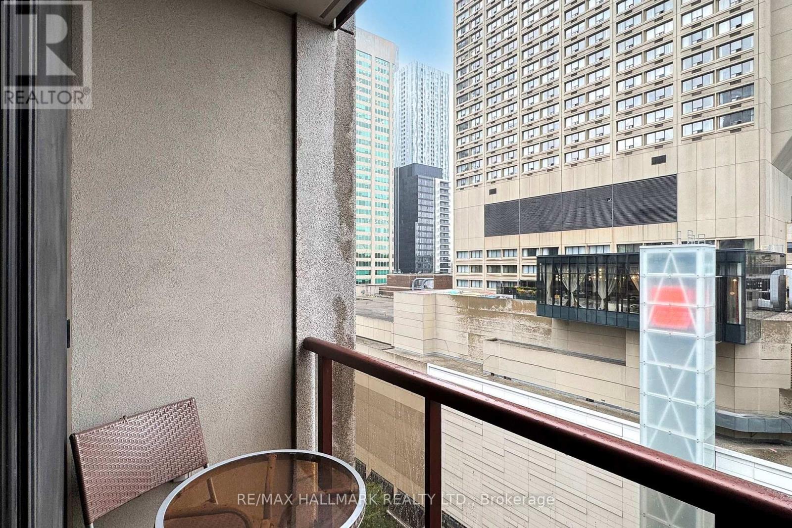 Photo 26 of 1403 85 Bloor Street E, Toronto ON