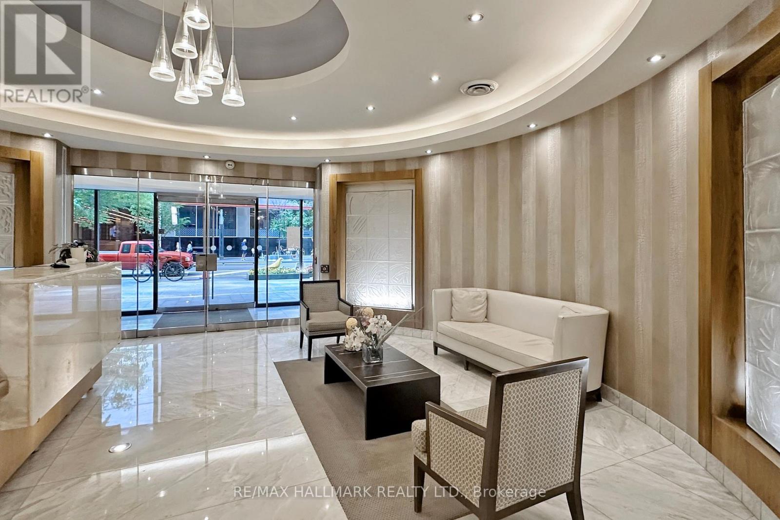 Photo 31 of 1403 85 Bloor Street E, Toronto ON