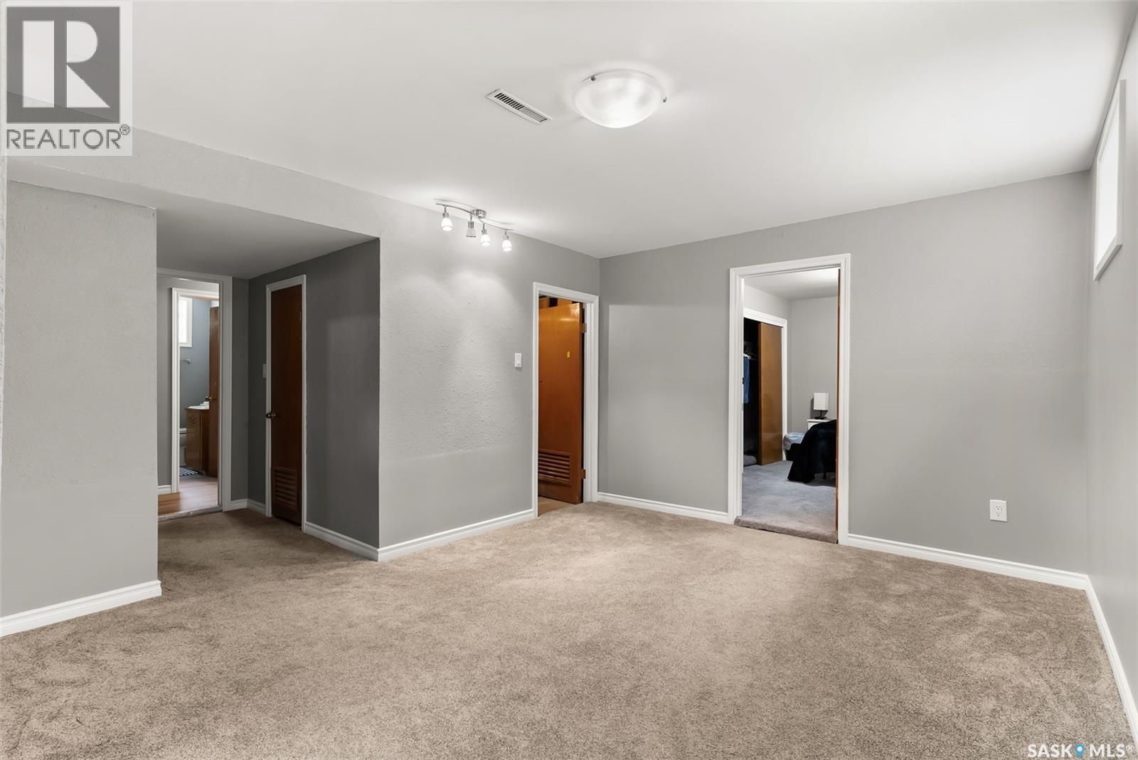 Photo 15 of 238 Hamilton Street, Regina SK