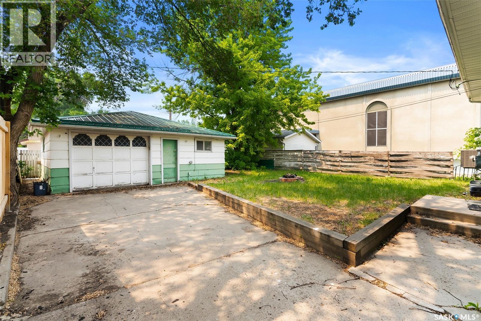 Photo 32 of 238 Hamilton Street, Regina SK