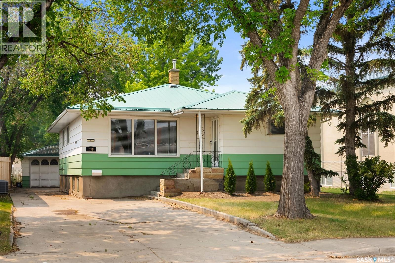 Photo 37 of 238 Hamilton Street, Regina SK