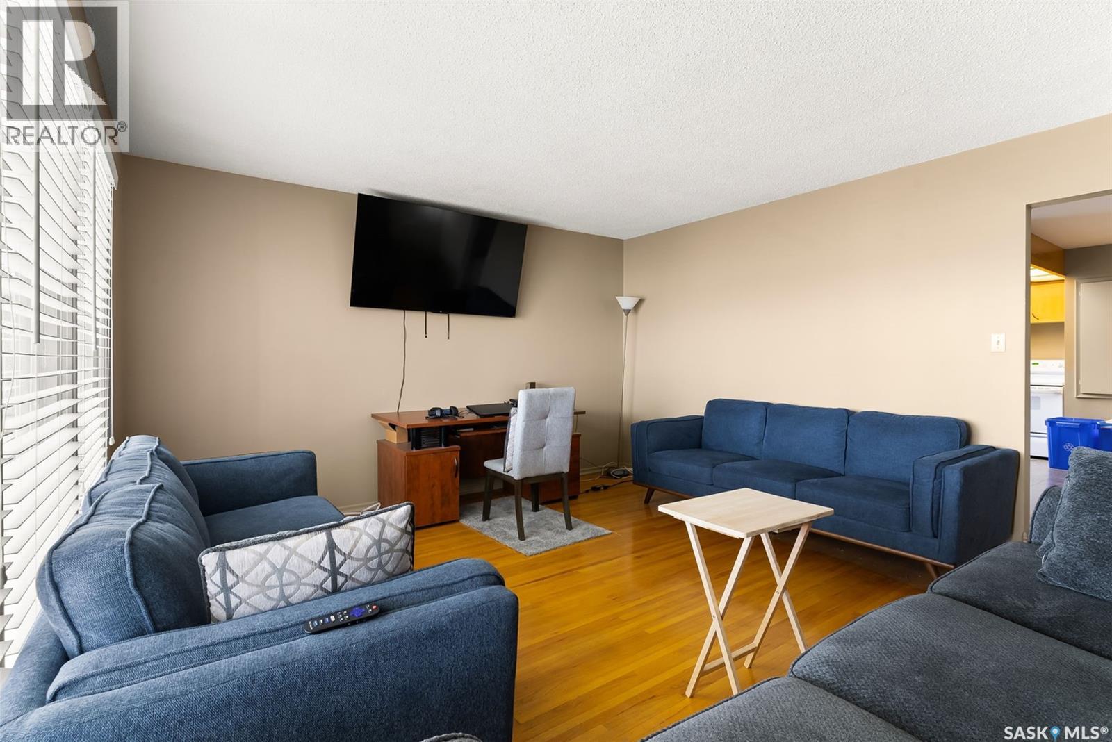 Photo 6 of 238 Hamilton Street, Regina SK