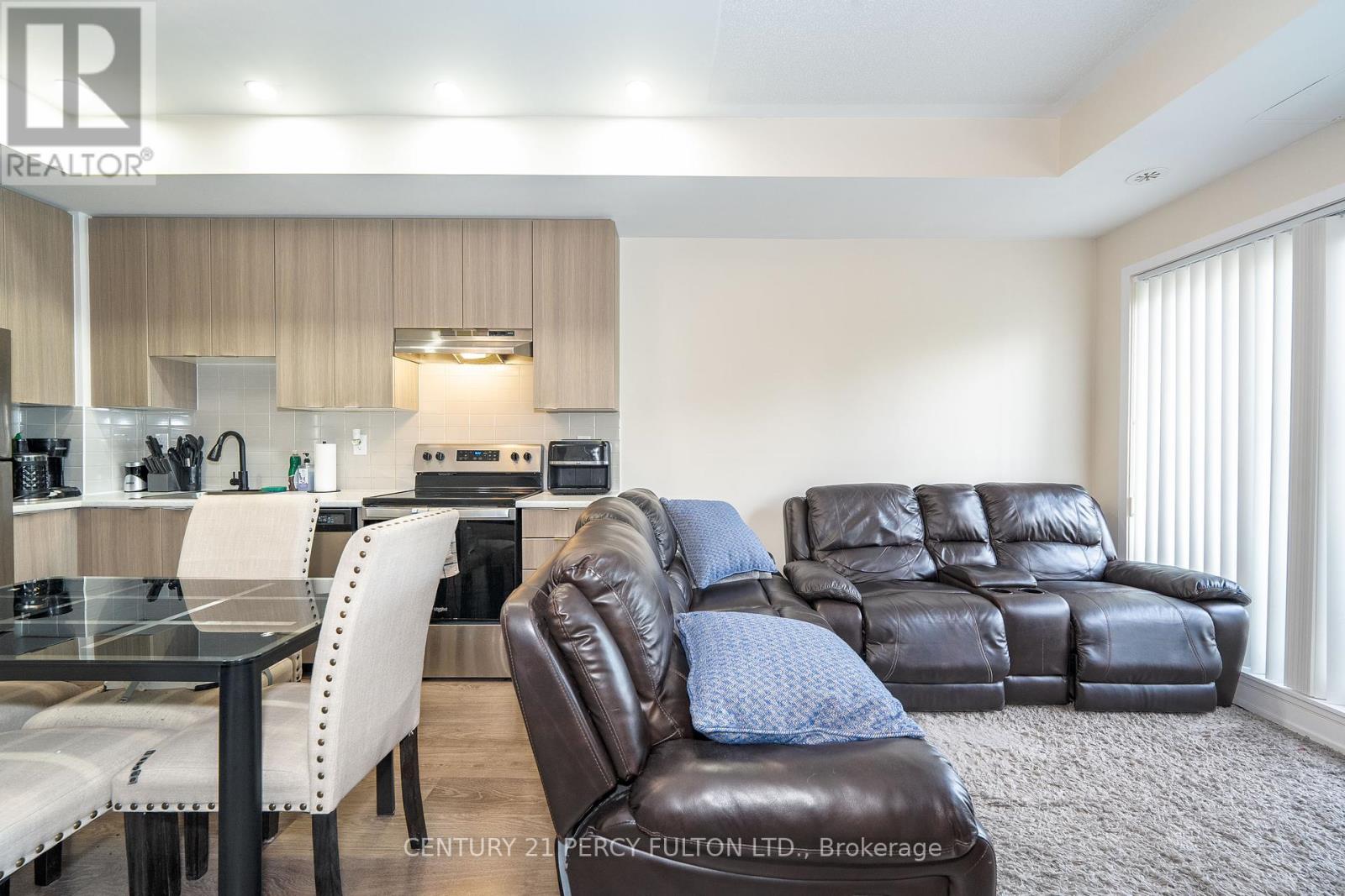 Photo 15 of 202 20 Orchid Place Drive, Toronto ON