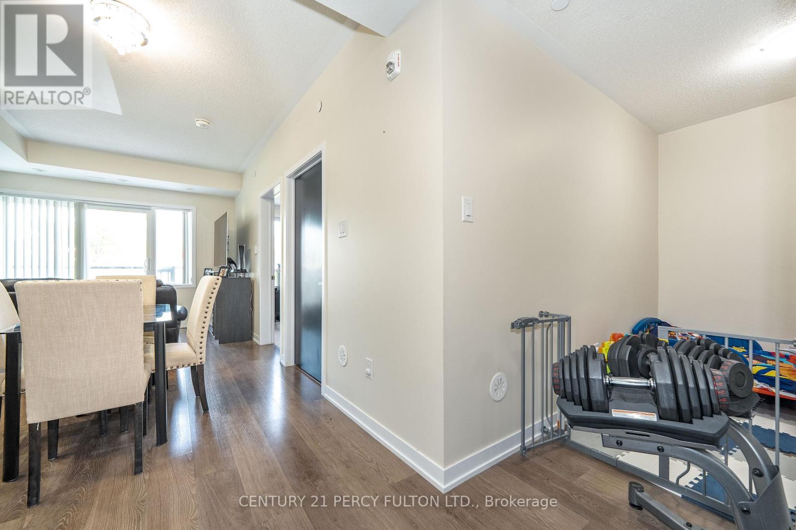 Photo 6 of 202 20 Orchid Place Drive, Toronto ON