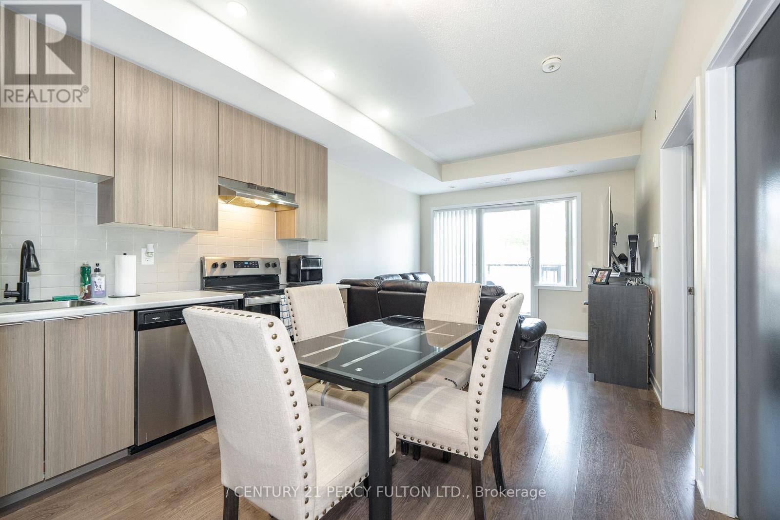 Photo 7 of 202 20 Orchid Place Drive, Toronto ON