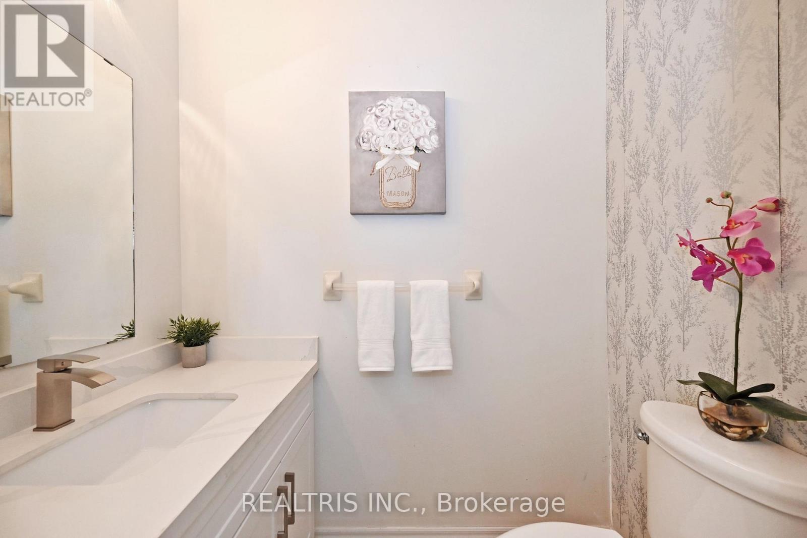 Photo 20 of 10 B Hunt Street, Clarington ON