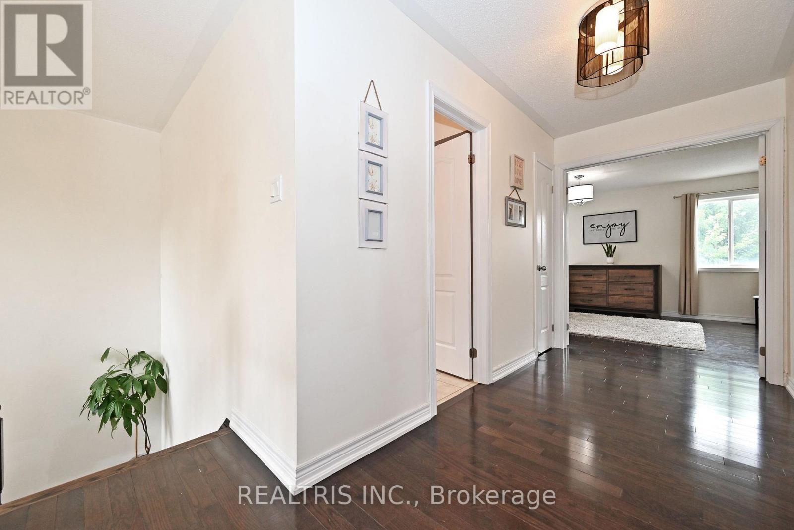 Photo 23 of 10 B Hunt Street, Clarington ON