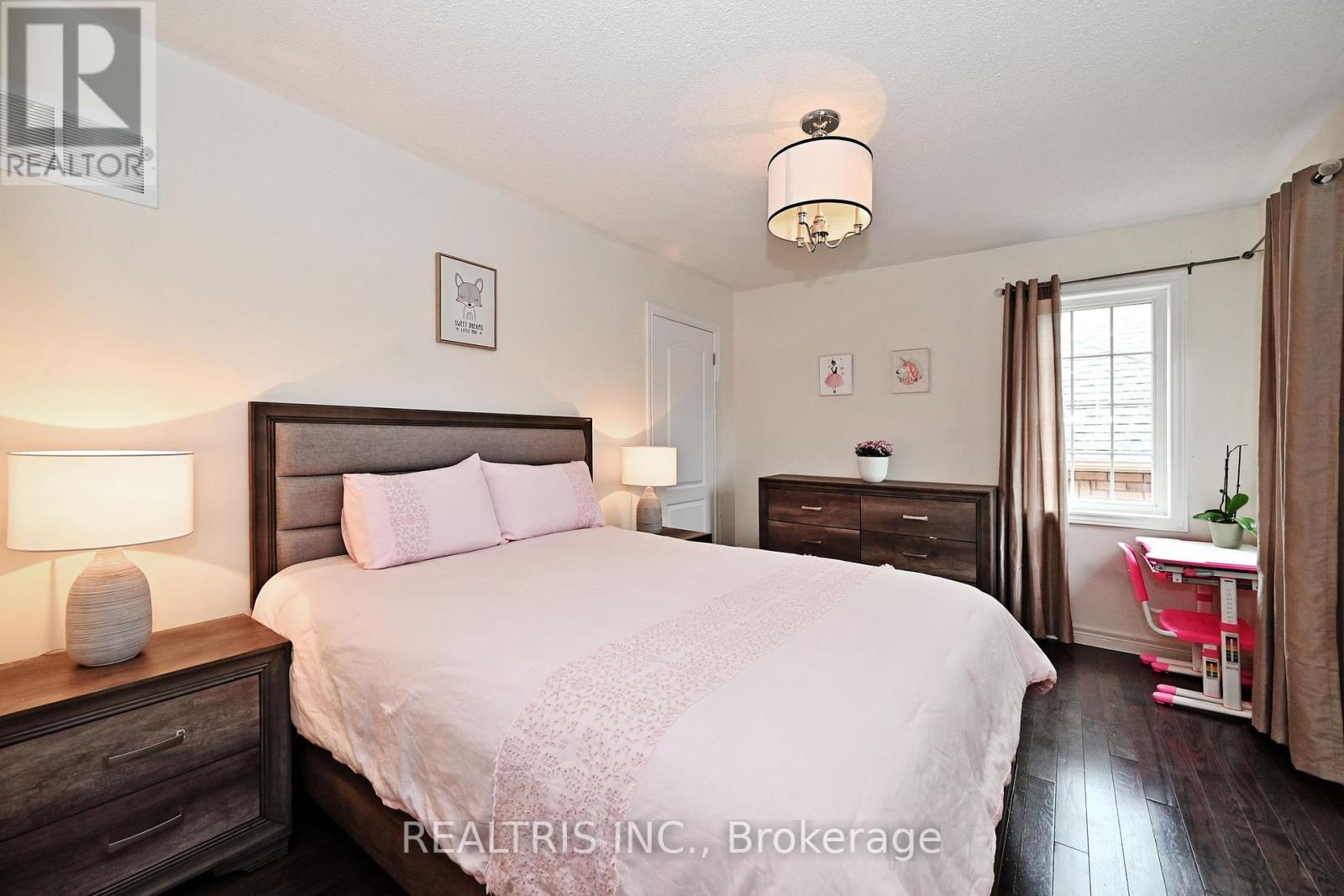 Photo 32 of 10 B Hunt Street, Clarington ON
