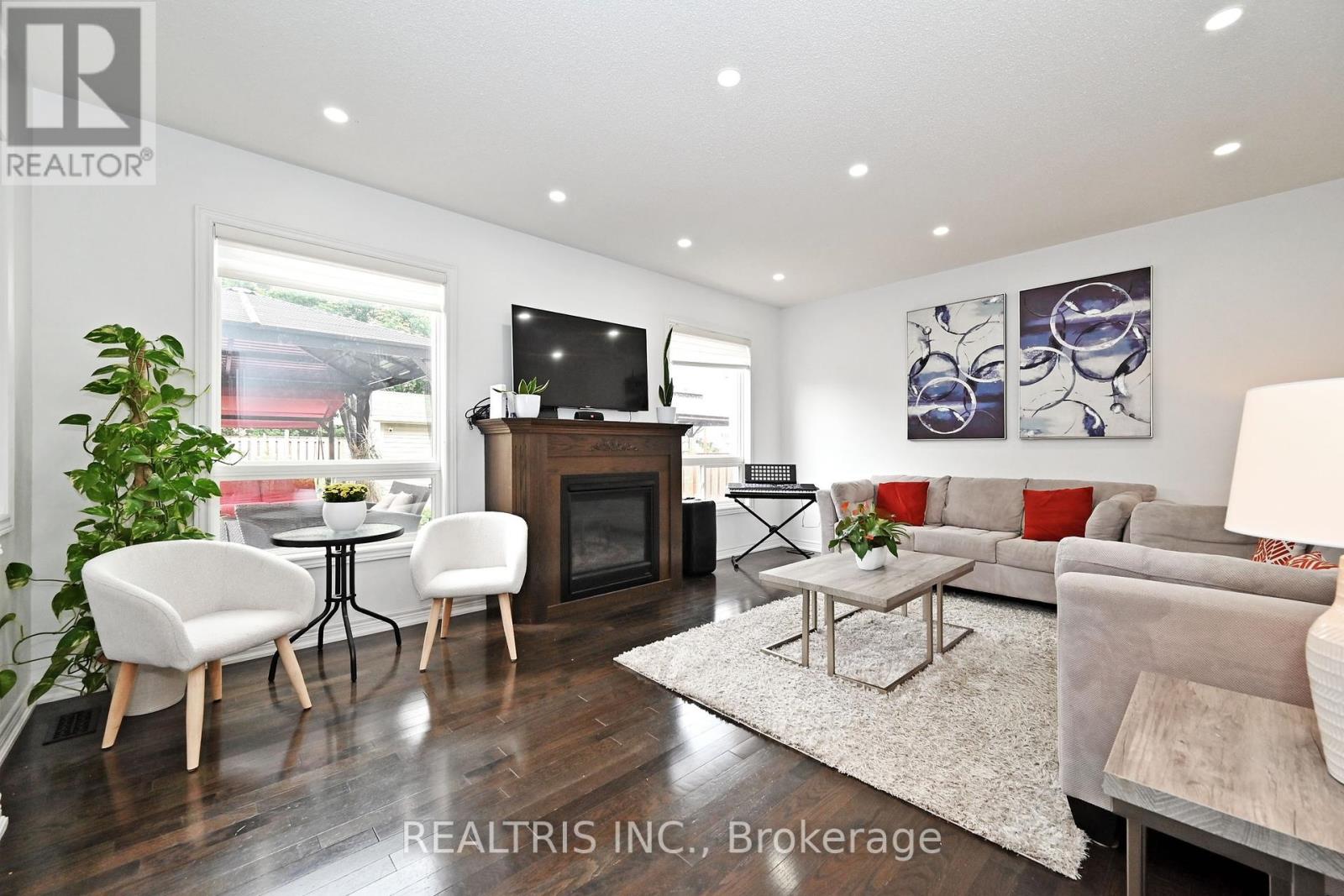 Photo 40 of 10 B Hunt Street, Clarington ON