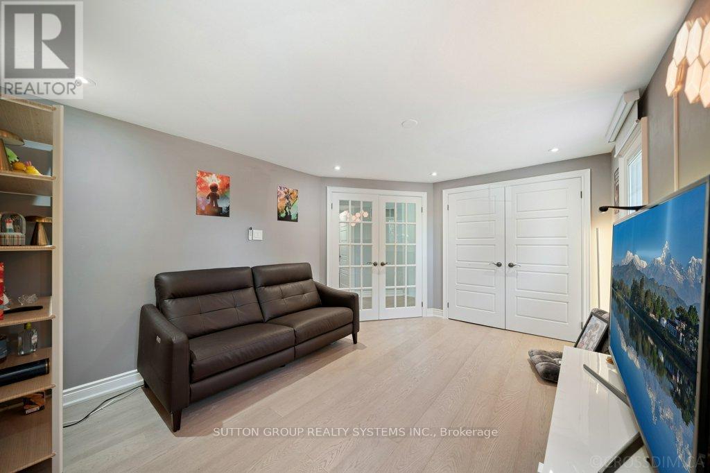 Photo 29 of 1114 Cedarcroft Crescent, Pickering ON