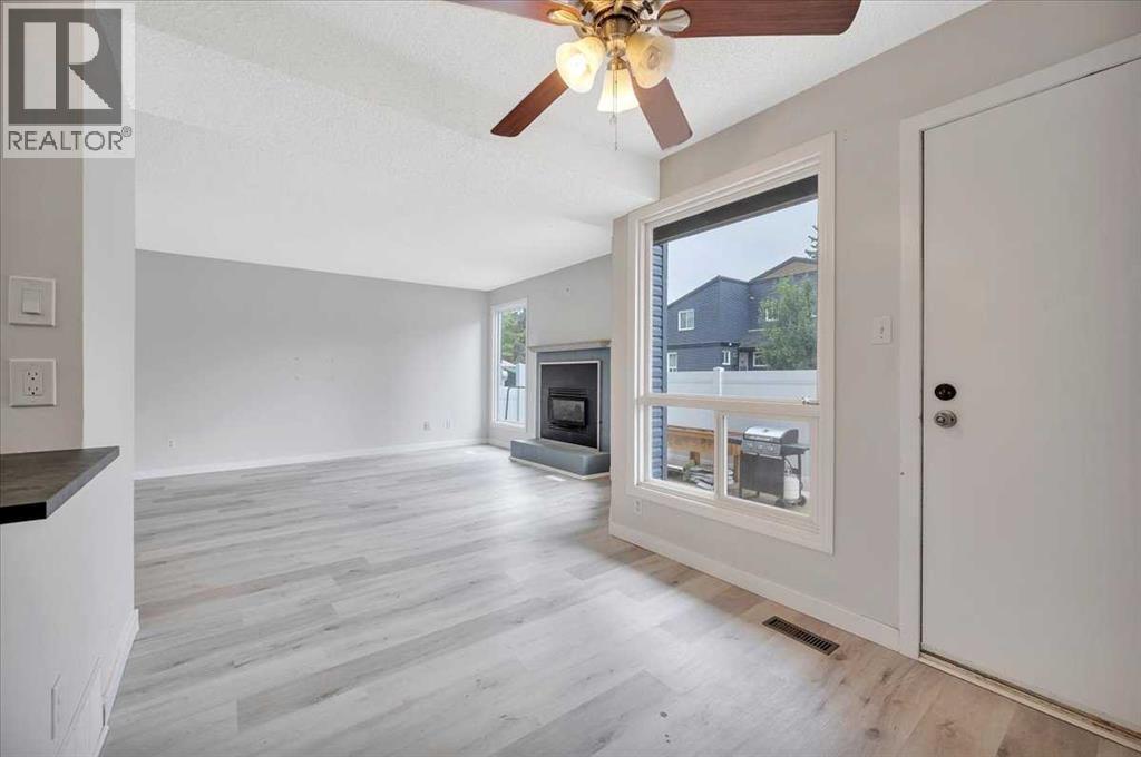 Photo 4 of 3540 42 Street, Edmonton AB
