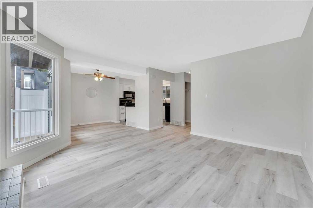 Photo 2 of 3540 42 Street, Edmonton AB