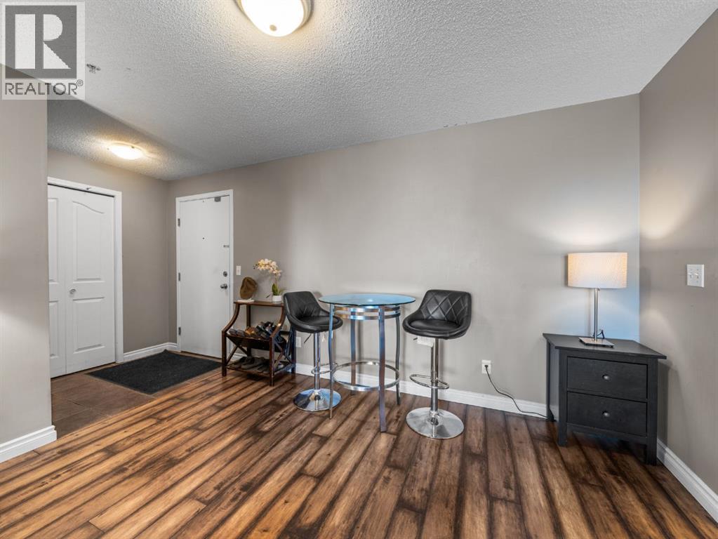 Single Family House for Sale in   Fish Creek Boulevard SW Evergreen Calgary 