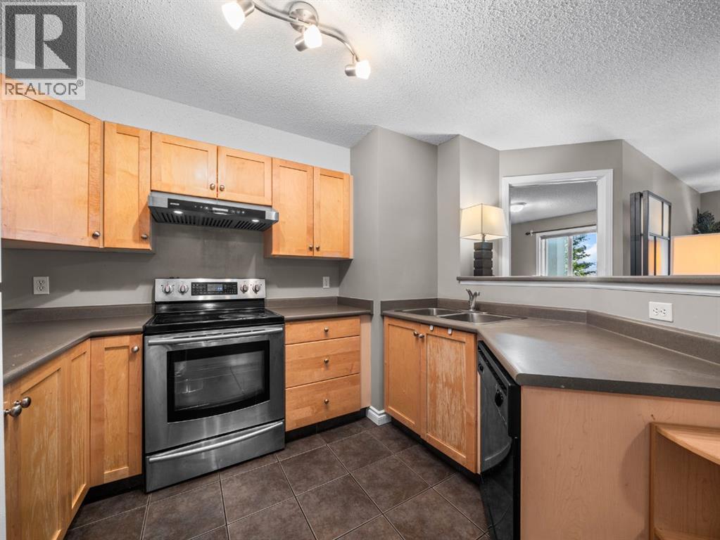Single Family House for Sale in   Fish Creek Boulevard SW Evergreen Calgary 