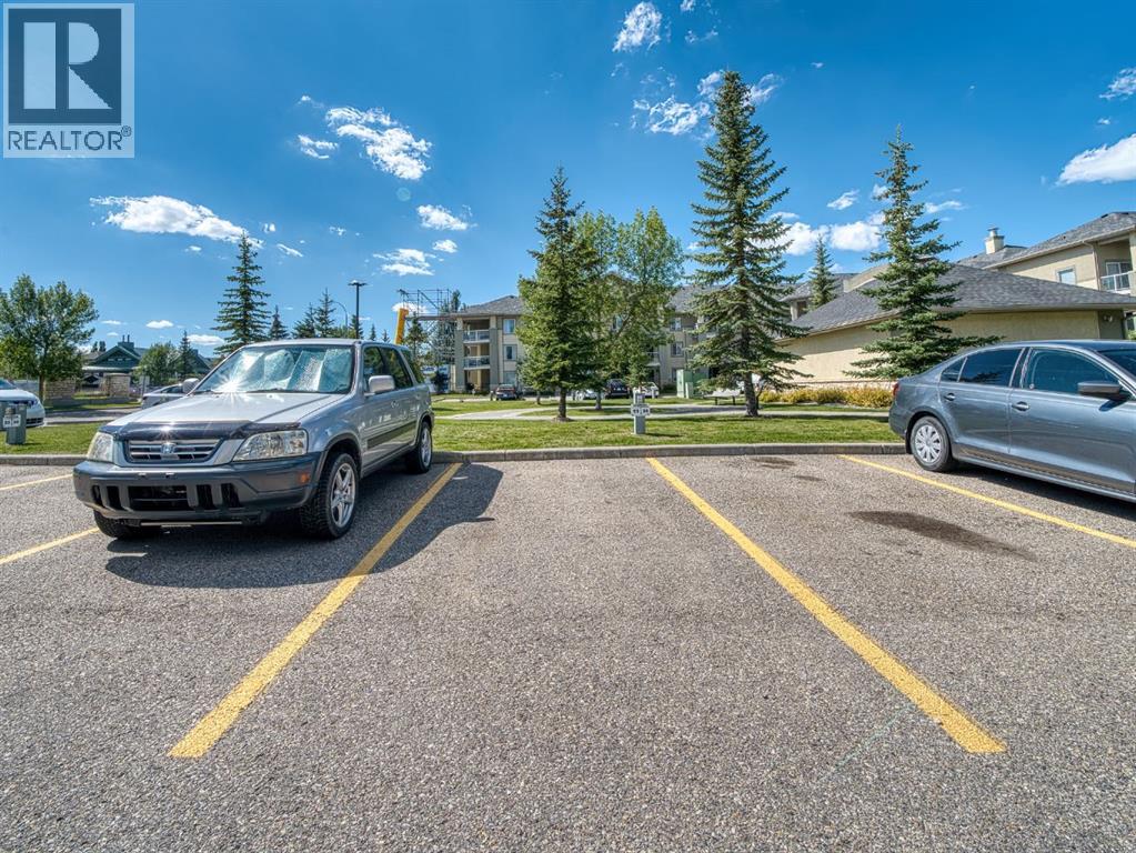 Single Family House for Sale in   Fish Creek Boulevard SW Evergreen Calgary 