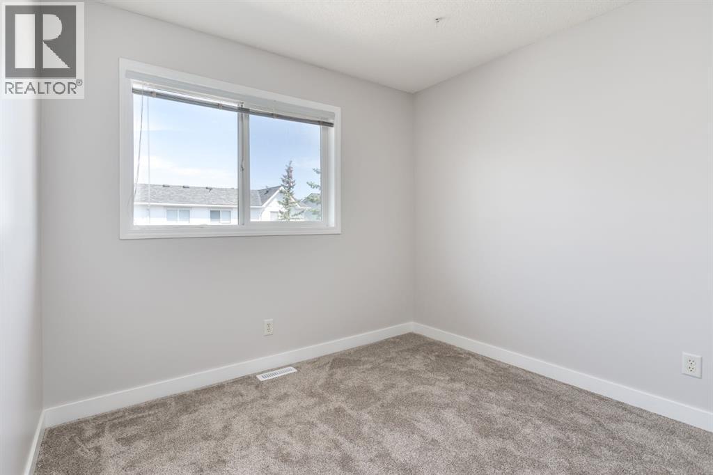 Single Family House for Sale in  Mckenzie Towne Gate SE McKenzie Towne Calgary 
