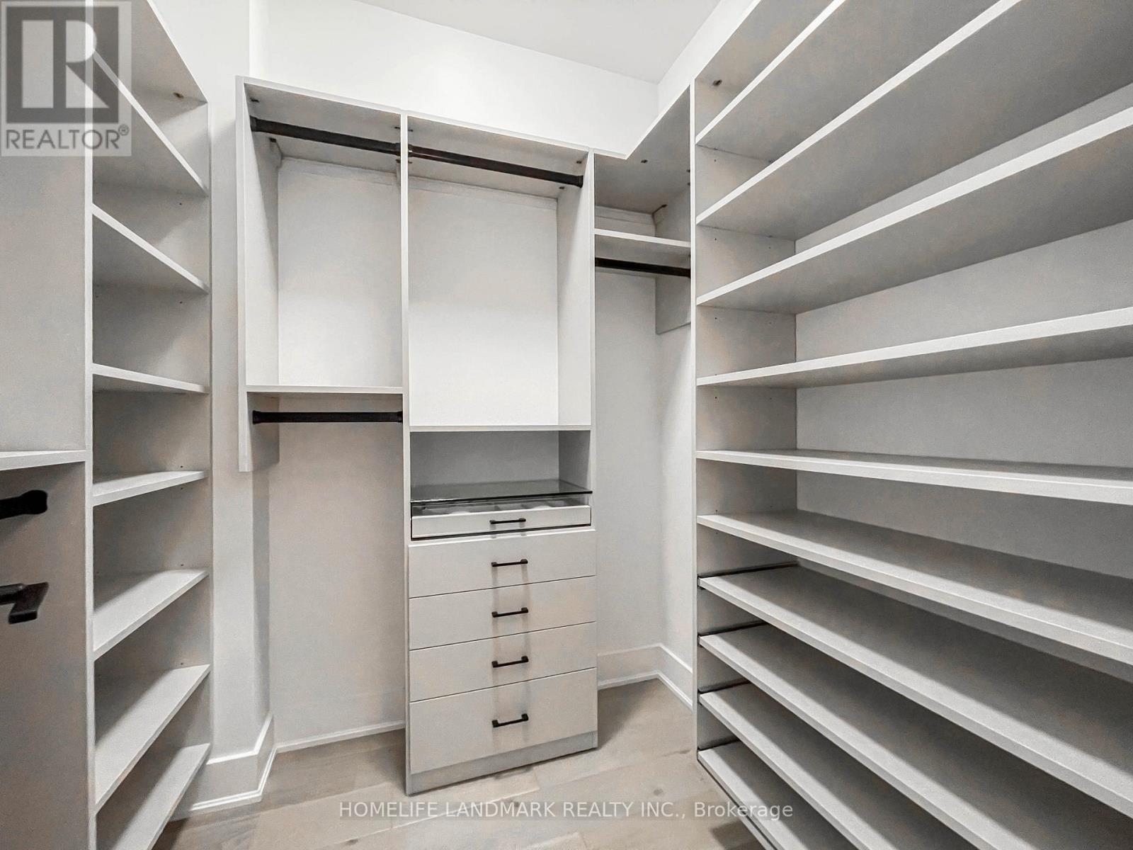 Photo 16 of 5 Parkstone Road, Markham ON