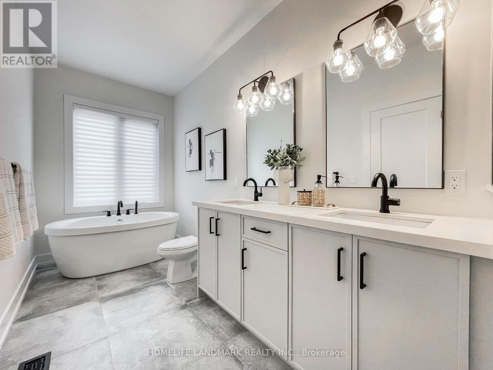 Photo 17 of 5 Parkstone Road, Markham ON