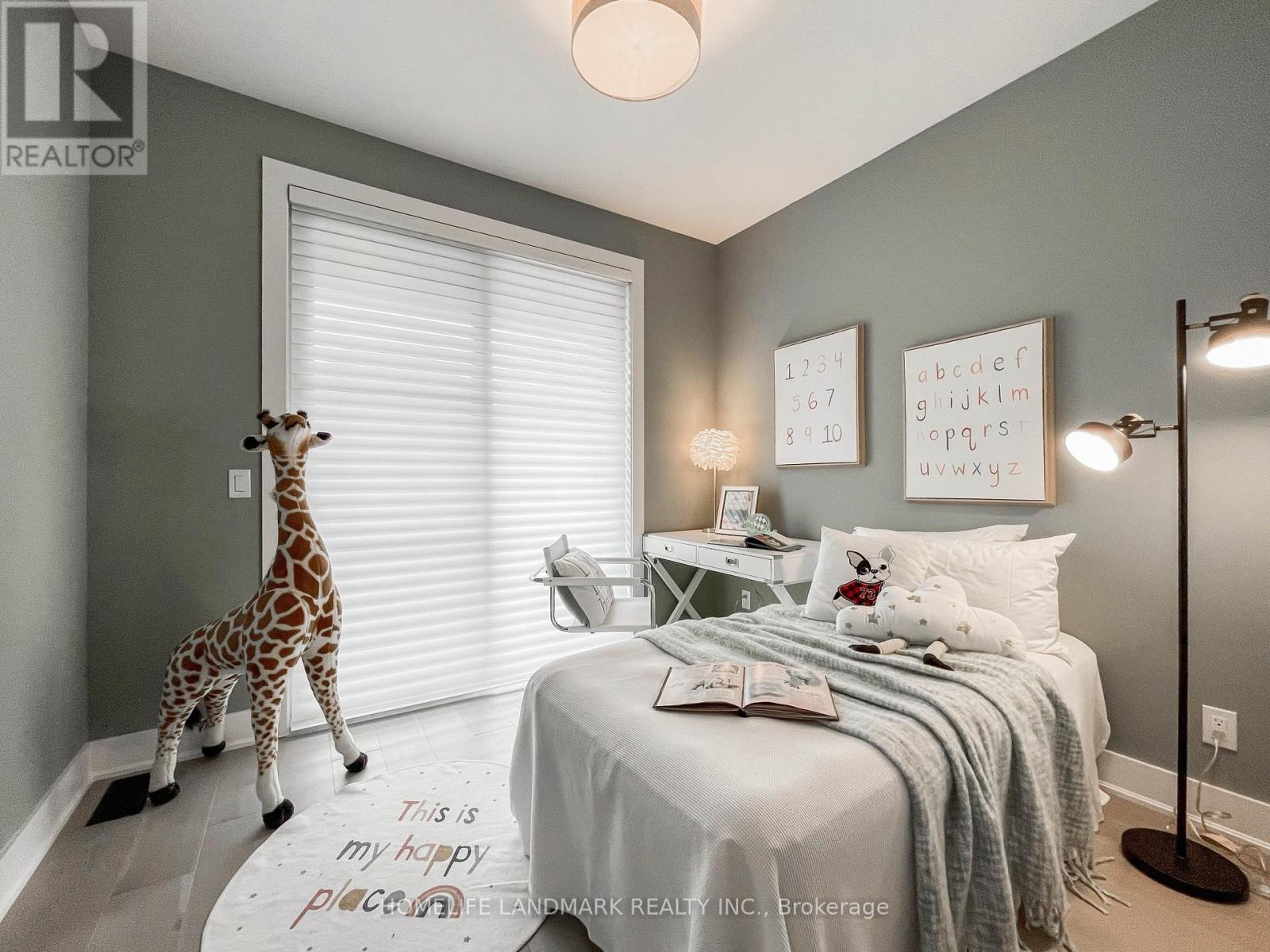 Photo 23 of 5 Parkstone Road, Markham ON