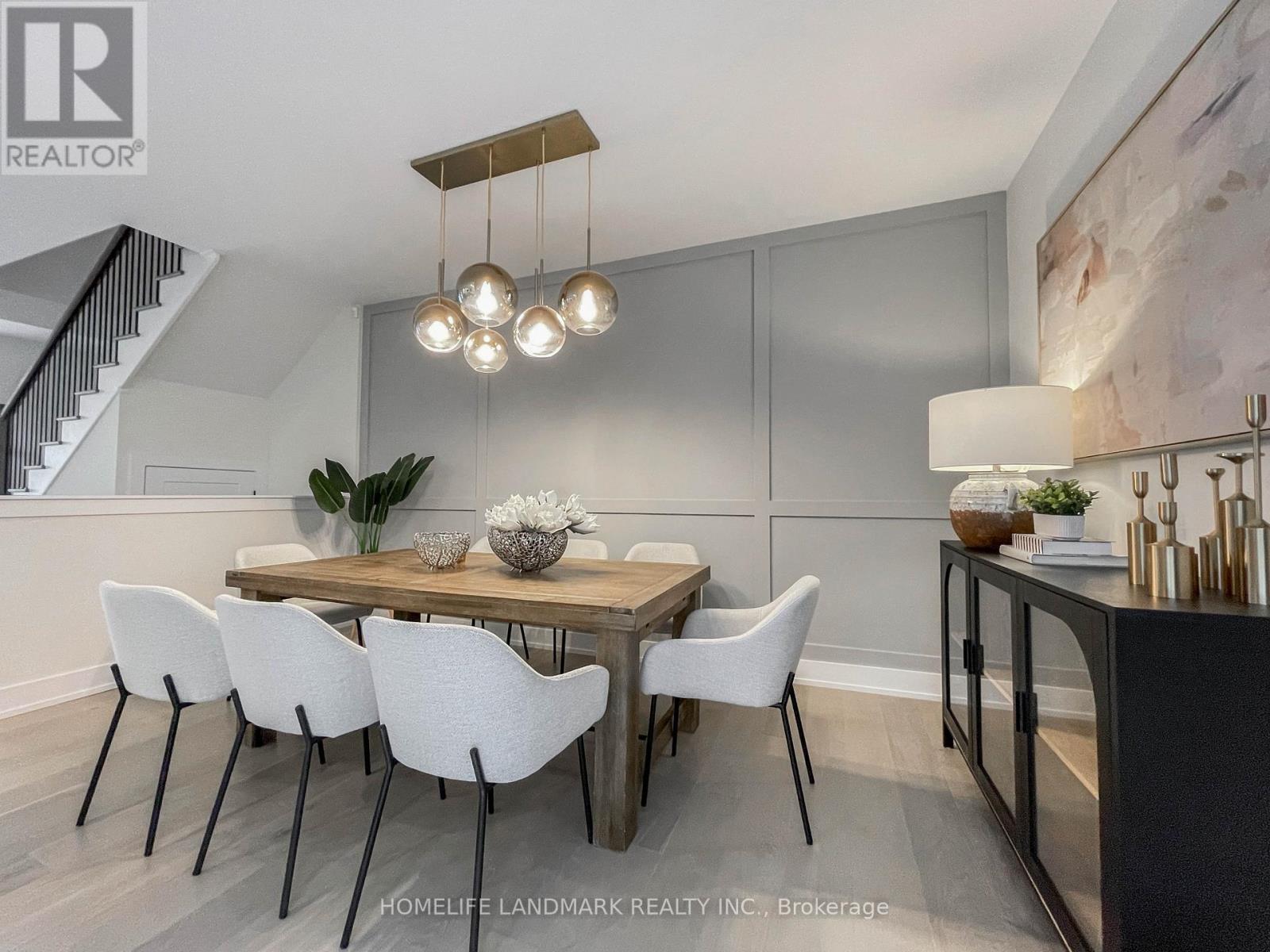 Photo 9 of 5 Parkstone Road, Markham ON