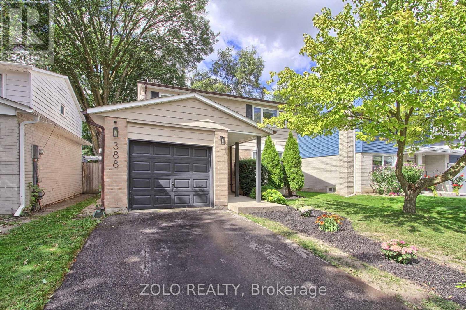 Photo 25 of 388 Terry Drive, Newmarket ON