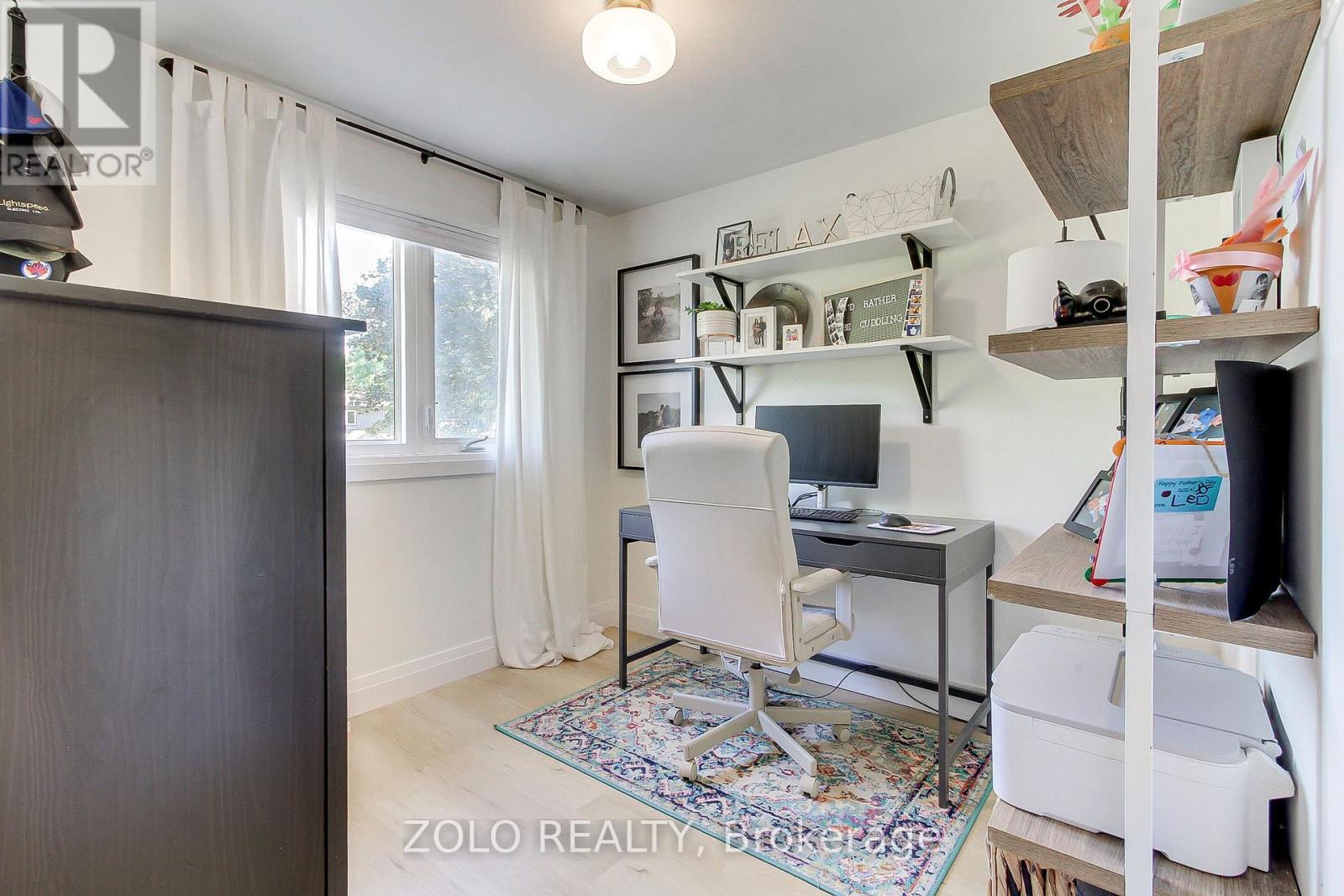 Photo 4 of 388 Terry Drive, Newmarket ON