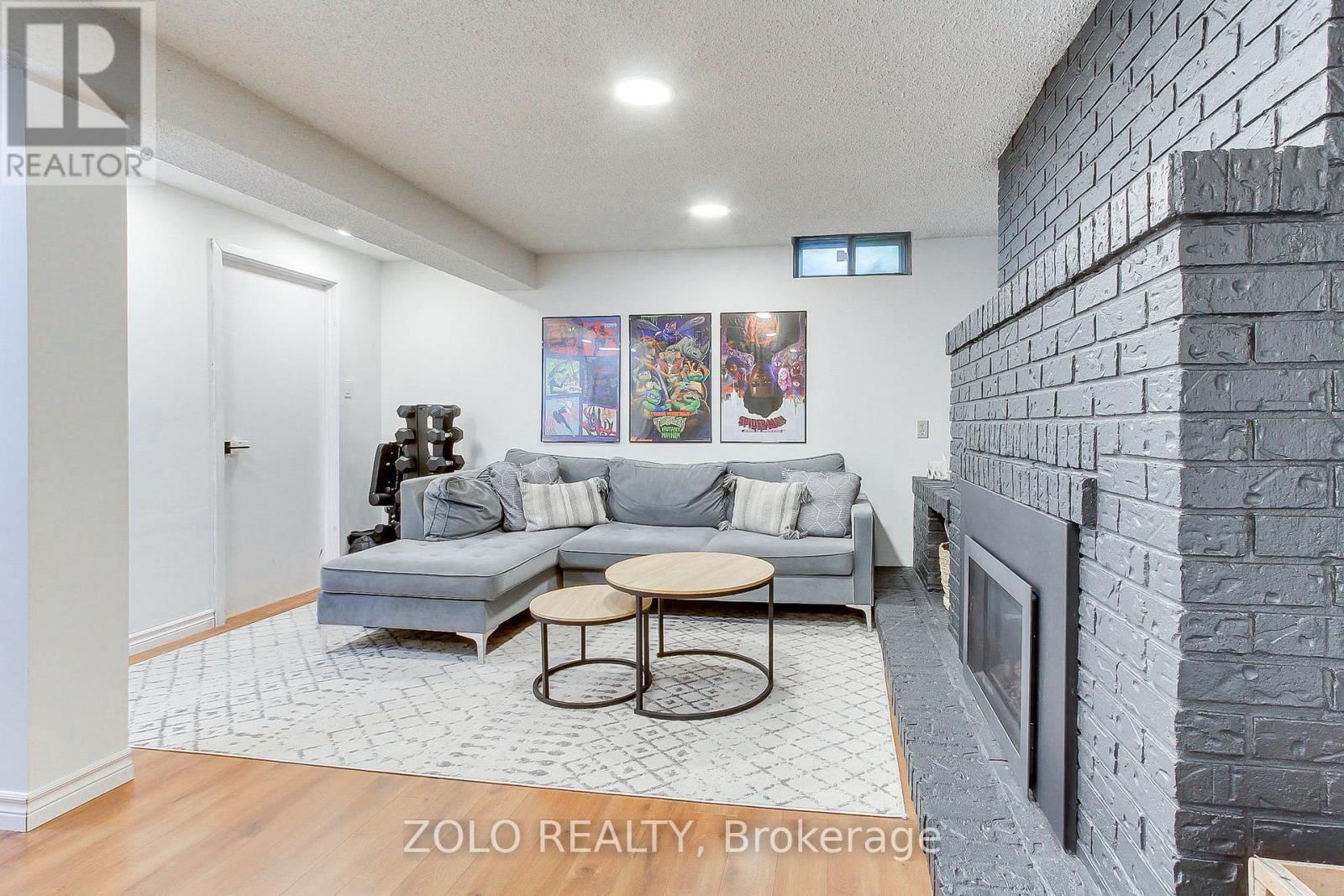 Photo 15 of 388 Terry Drive, Newmarket ON