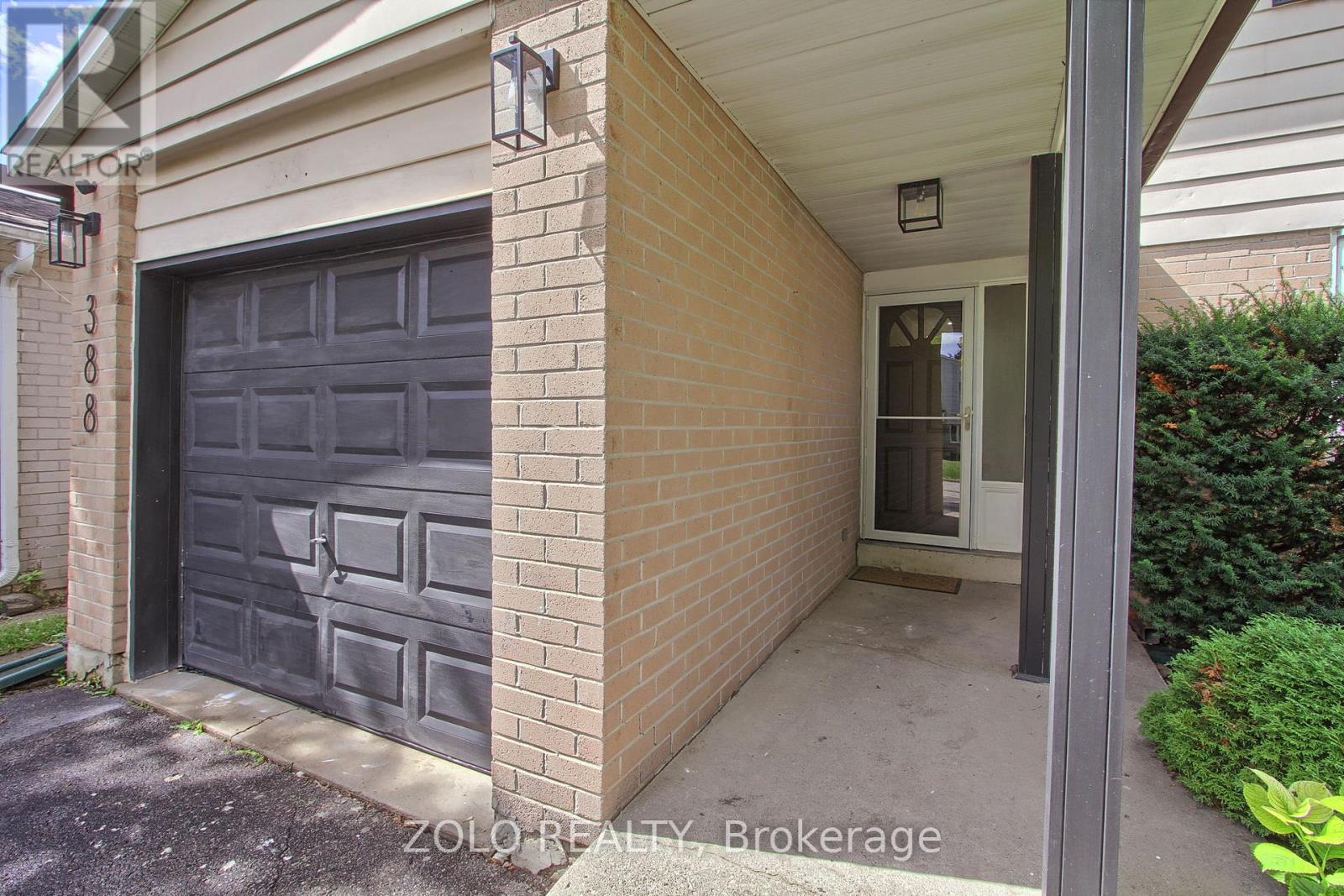 Photo 28 of 388 Terry Drive, Newmarket ON