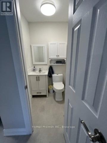 Photo 15 of 2 Grace Crescent, Barrie ON