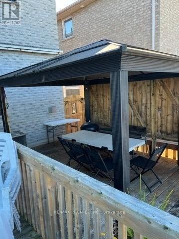 Photo 11 of 2 Grace Crescent, Barrie ON