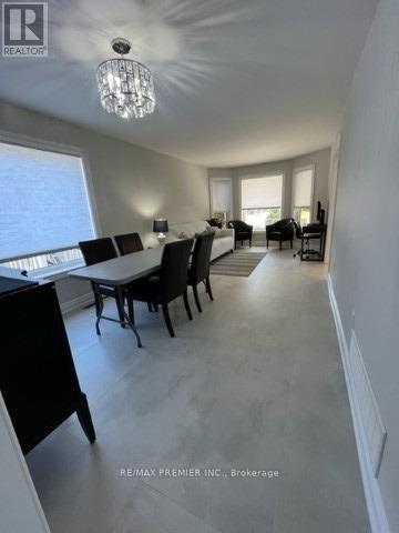 Photo 14 of 2 Grace Crescent, Barrie ON