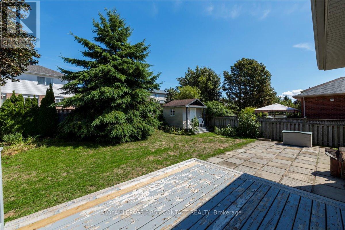 Photo 5 of 37 Marsellus Drive, Barrie ON