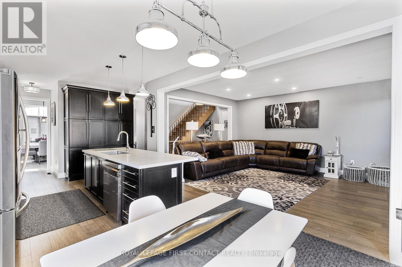 Photo 23 of 3075 Orion Boulevard, Orillia ON