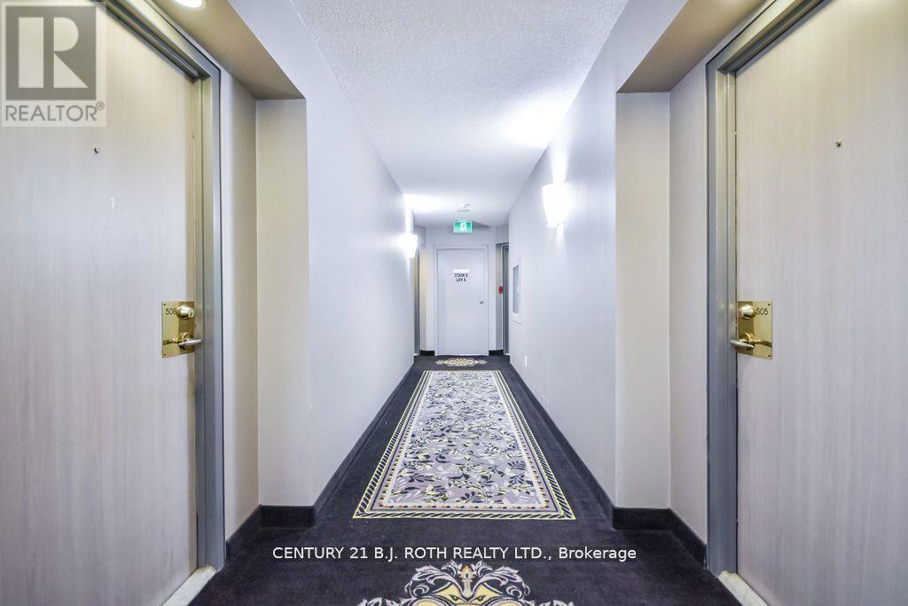 Photo 2 of 508 150 Dunlop Street E, Barrie ON