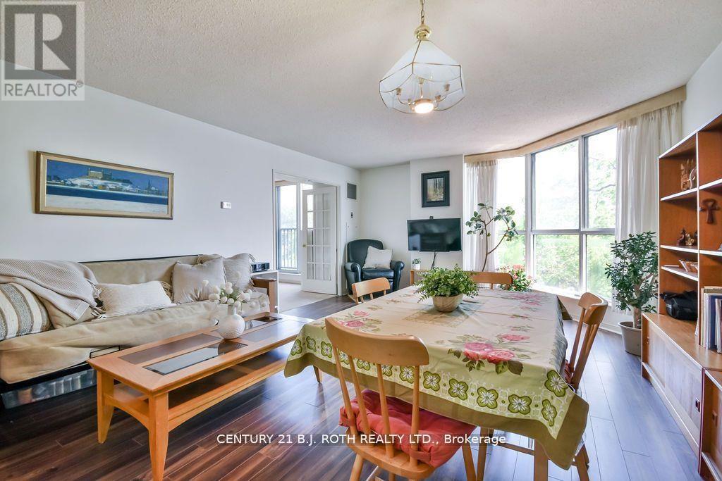 Photo 12 of 508 150 Dunlop Street E, Barrie ON