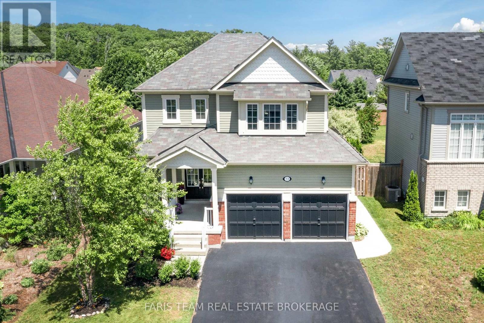 Photo 28 of 53 Christy Drive, Wasaga Beach ON