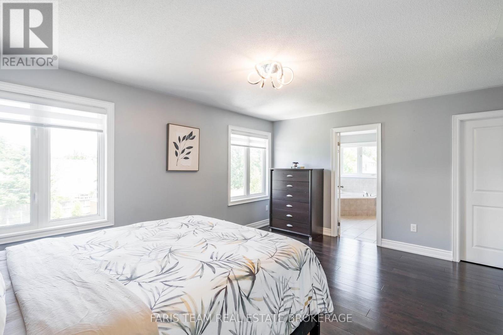 Photo 19 of 53 Christy Drive, Wasaga Beach ON