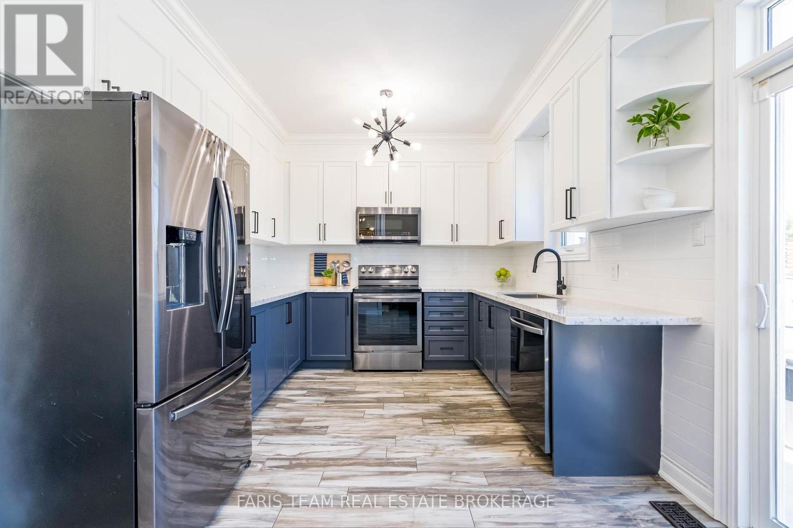 Photo 30 of 53 Christy Drive, Wasaga Beach ON