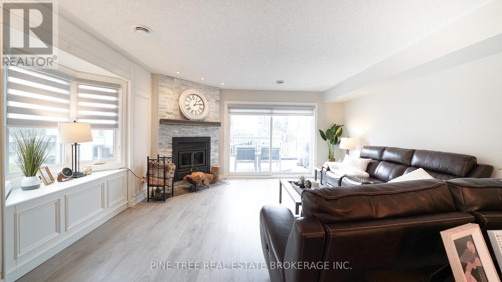 Photo 24 of 11 30 Laguna Parkway, Ramara ON