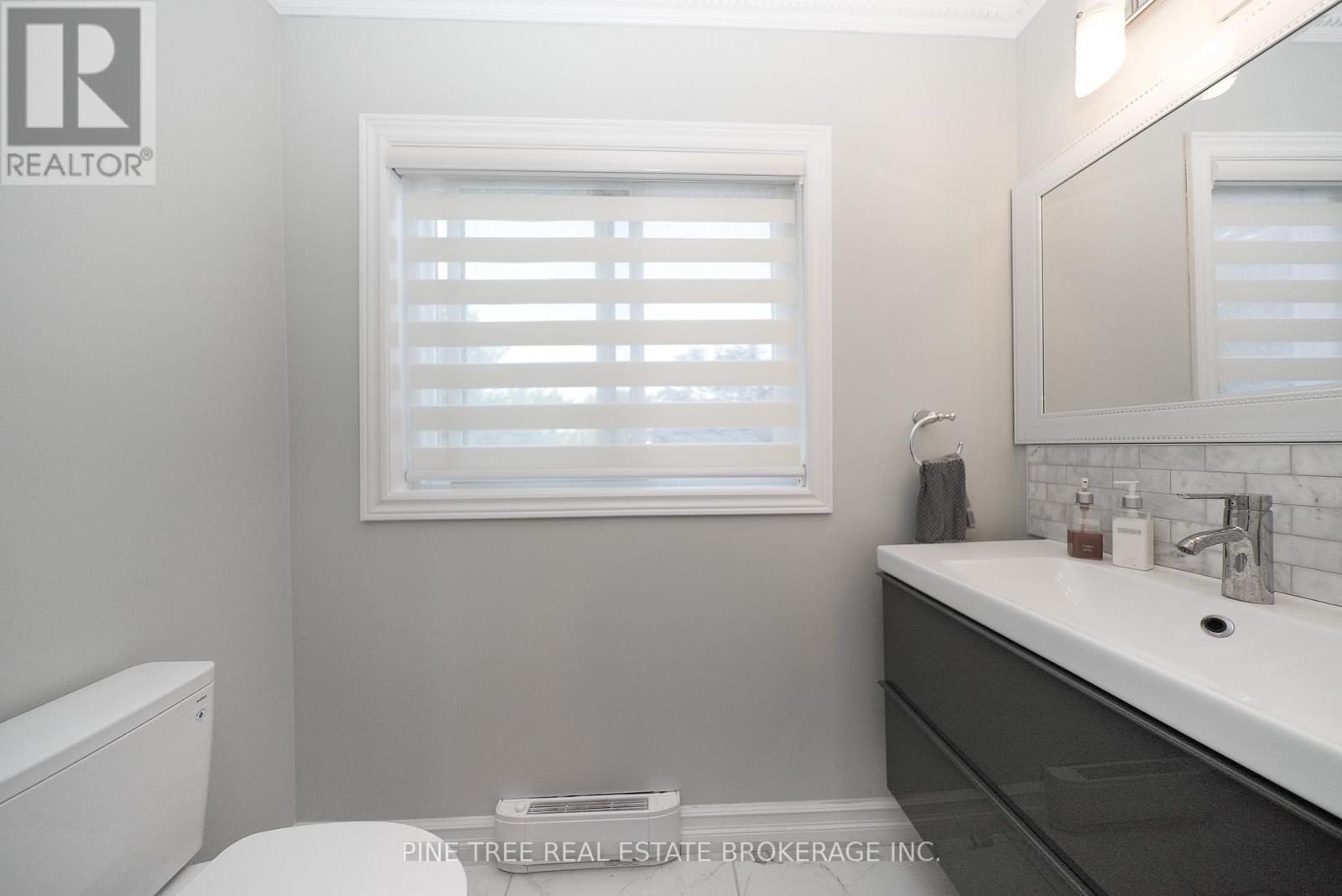 Photo 23 of 11 30 Laguna Parkway, Ramara ON