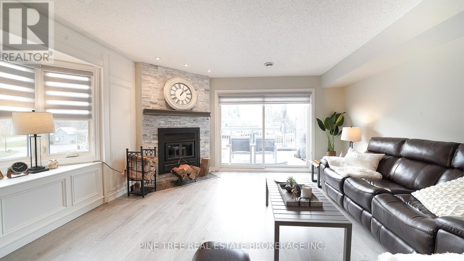 Photo 25 of 11 30 Laguna Parkway, Ramara ON
