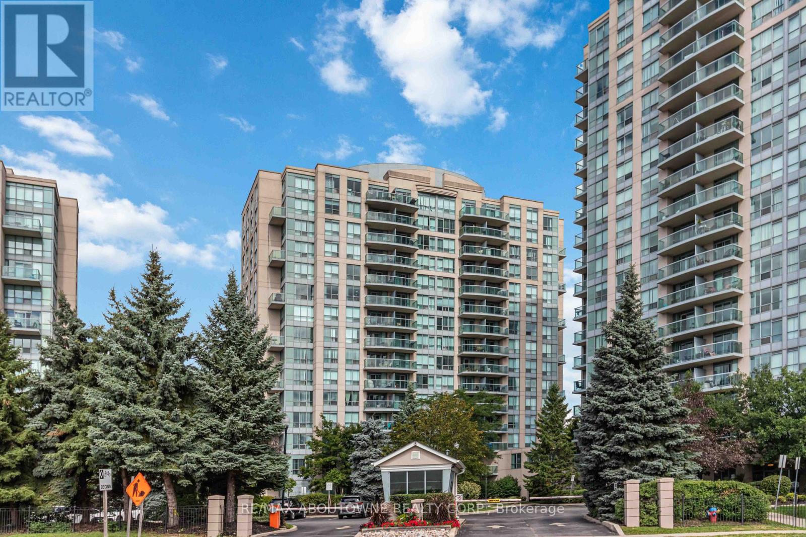 Photo 1 of 1213 2565 Erin Centre Boulevard, Mississauga ON