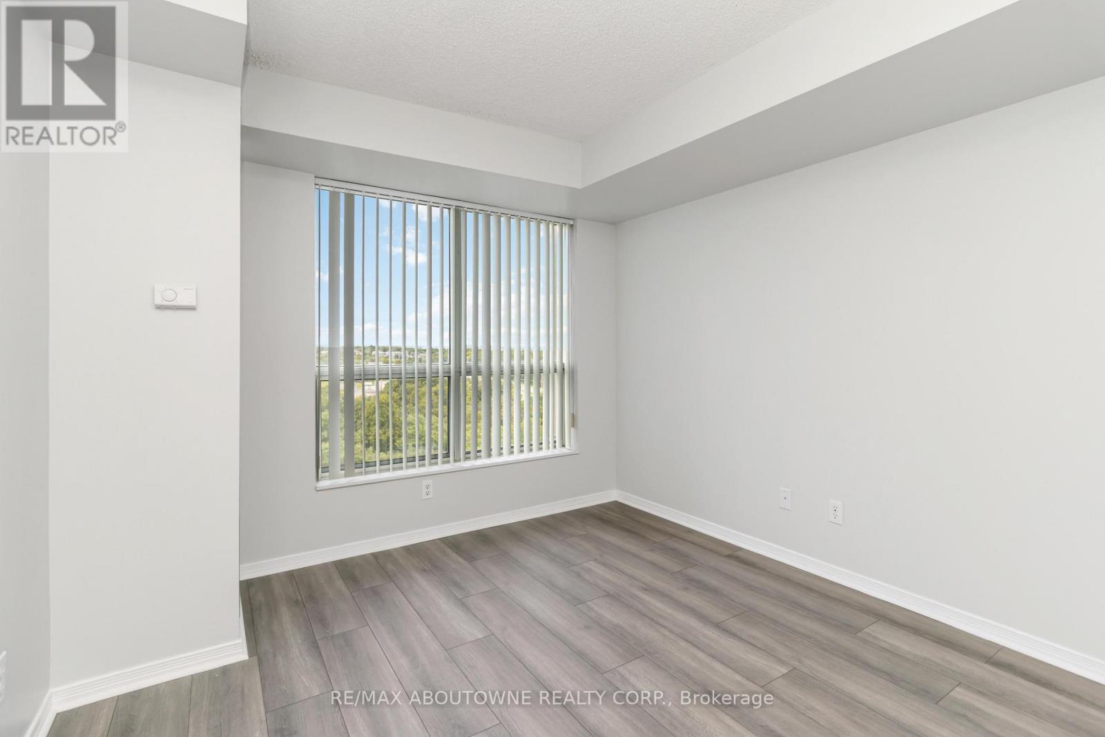 Photo 14 of 1213 2565 Erin Centre Boulevard, Mississauga ON
