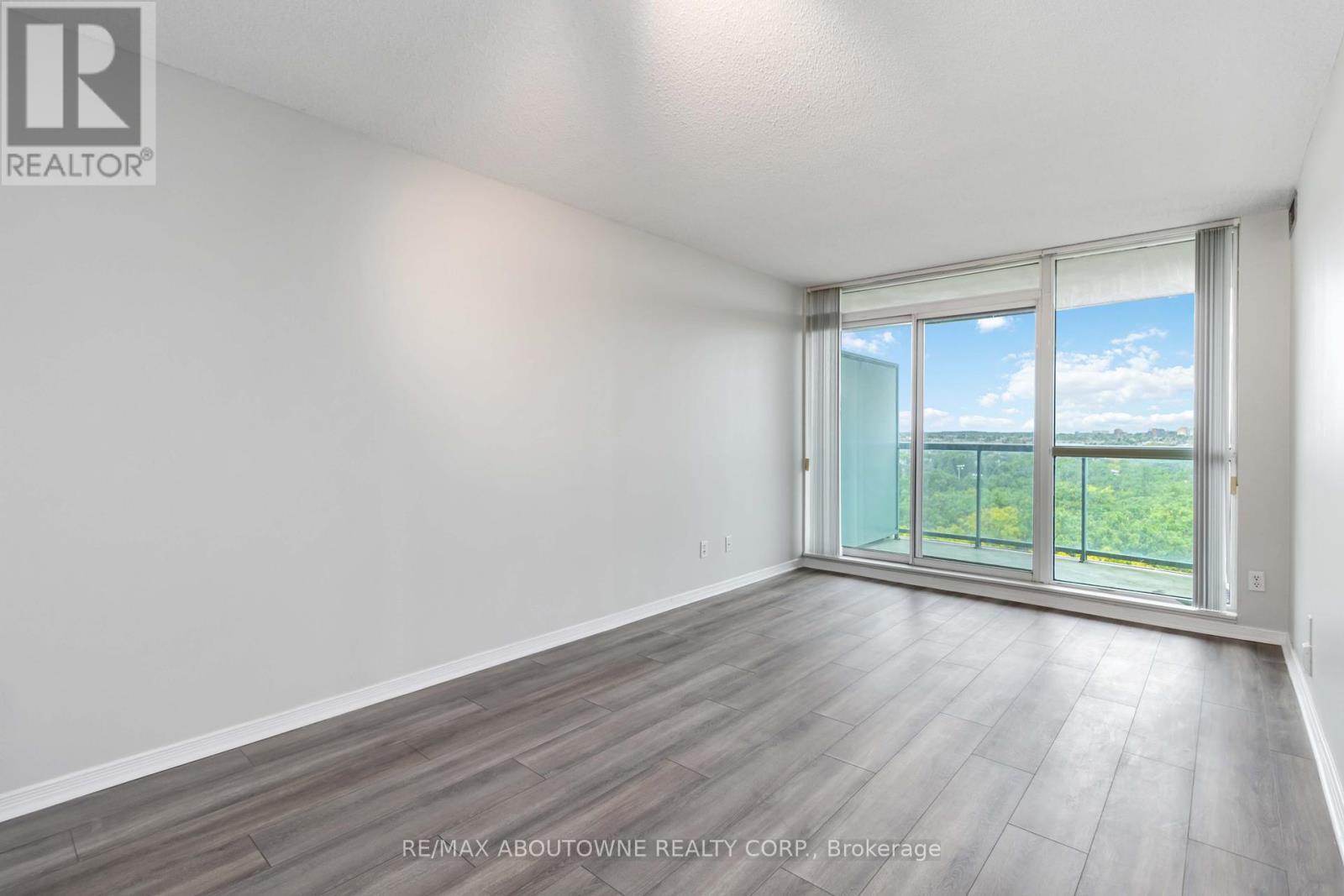Photo 20 of 1213 2565 Erin Centre Boulevard, Mississauga ON