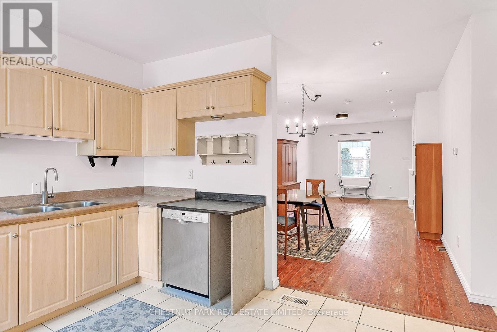 Photo 21 of Main 1383 Lansdowne Avenue, Toronto ON