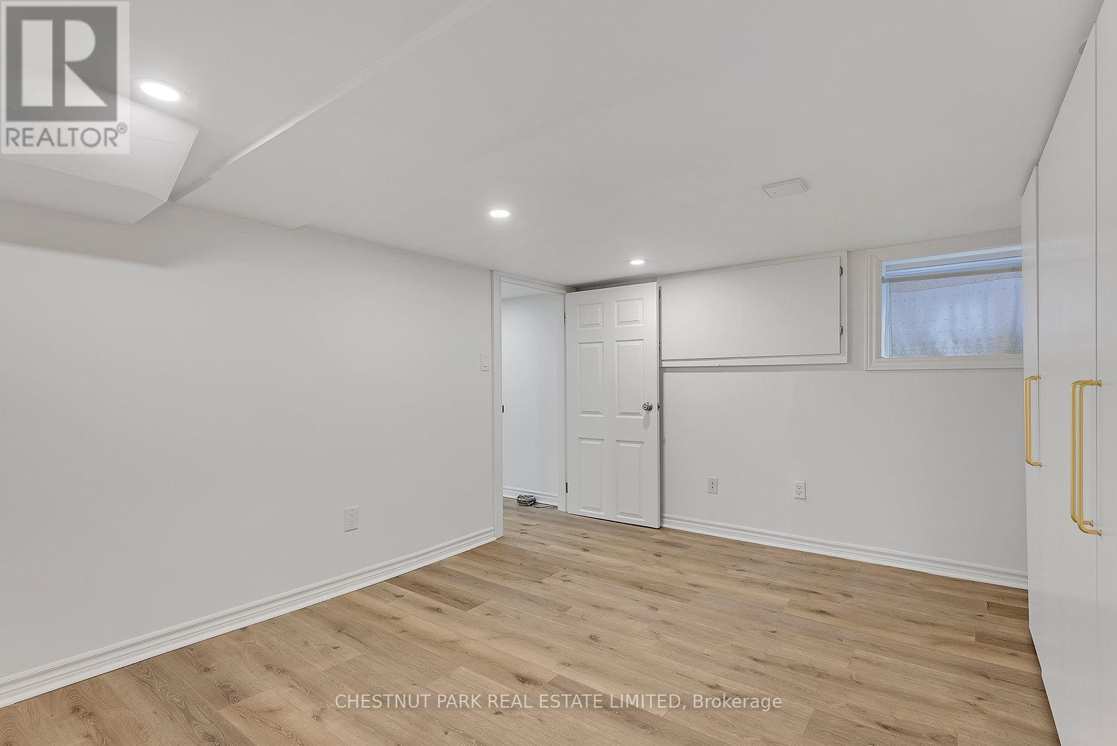 Photo 7 of Main 1383 Lansdowne Avenue, Toronto ON