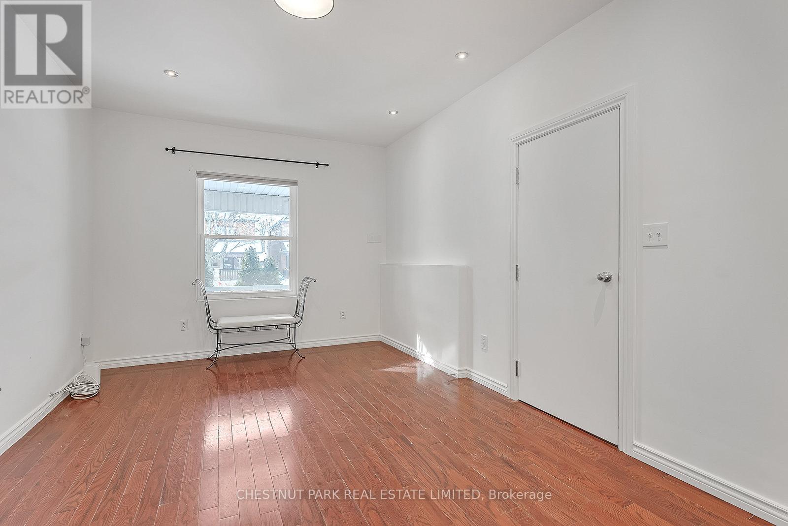 Photo 17 of Main 1383 Lansdowne Avenue, Toronto ON