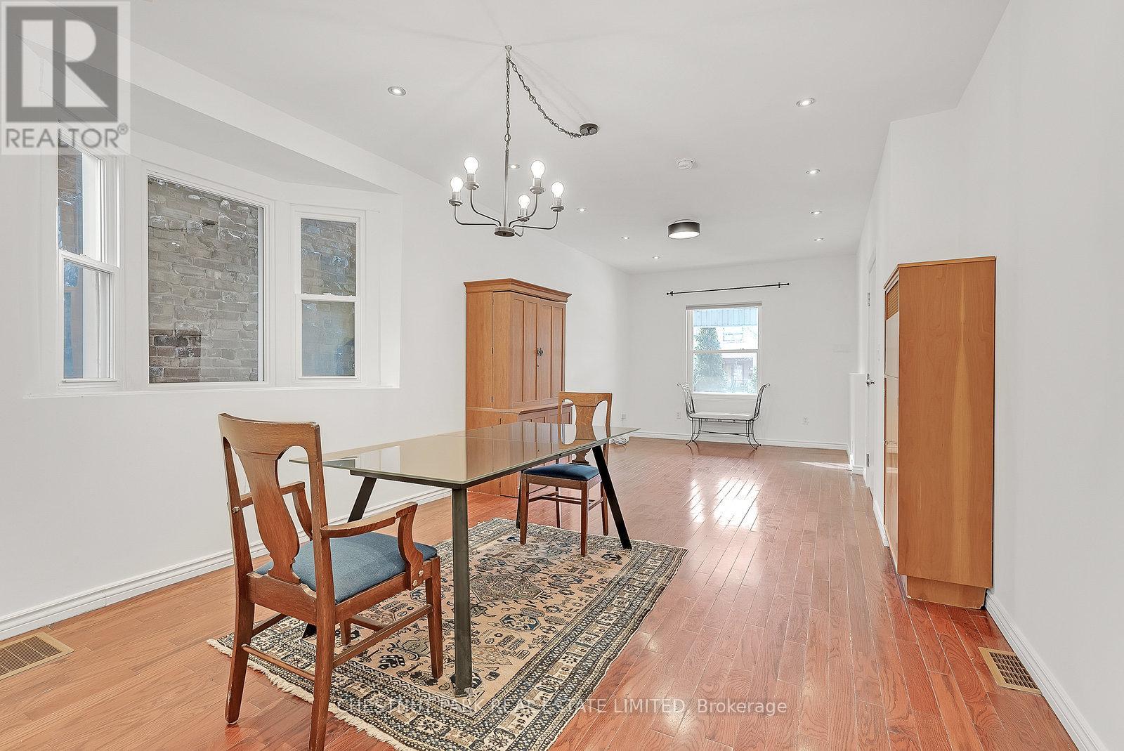 Photo 15 of Main 1383 Lansdowne Avenue, Toronto ON