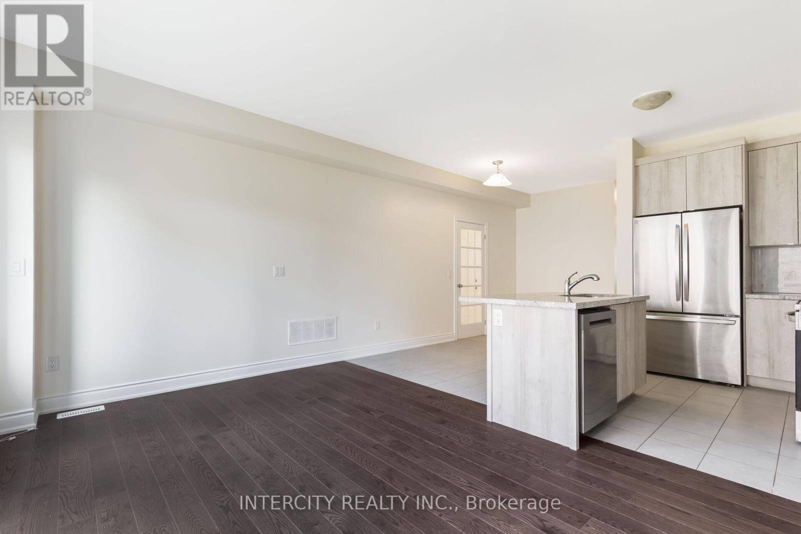 Photo 48 of 40 Donald Stewart Road, Brampton ON